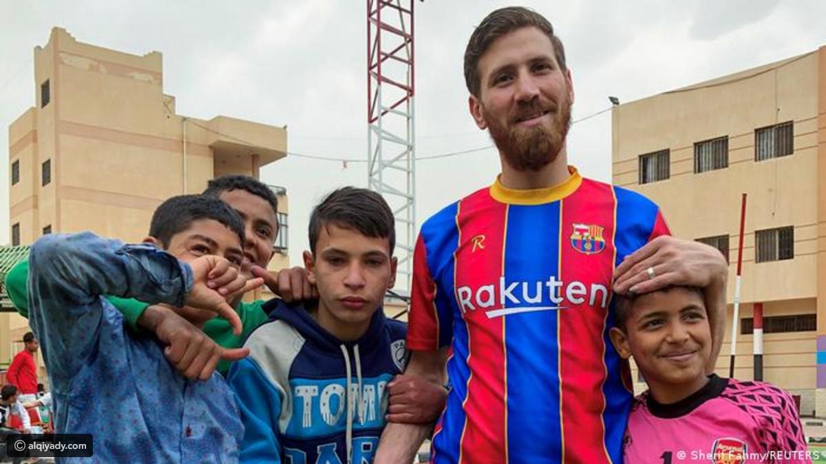 إسلام بطاح أو ليونيل ميسي المصري يدخل السعادة إلى قلوب أيتام يعشقون كرة القدم