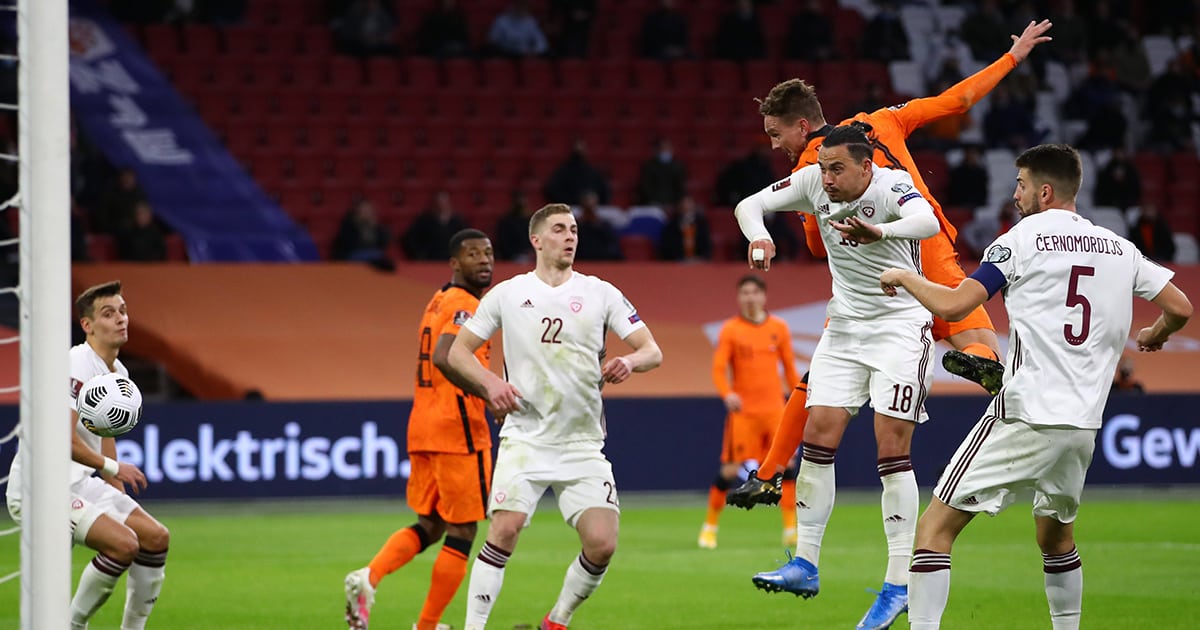 هولندا تعوض خيبتها وتركيا تتصدر وكرواتيا تستفيق في مباراة مودريتش القياسية