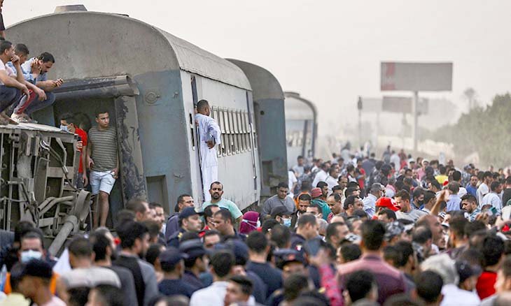 وزير النقل المصري: متطرفون يقفون وراء بعض حوادث القطارات