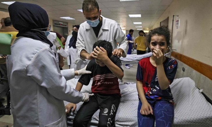 إسرائيل تواصل قصف البنايات السكنية في غزة.. ومجزرة جديدة ترفع عدد الشهداء إلى 204 بينهم 60 طفلا