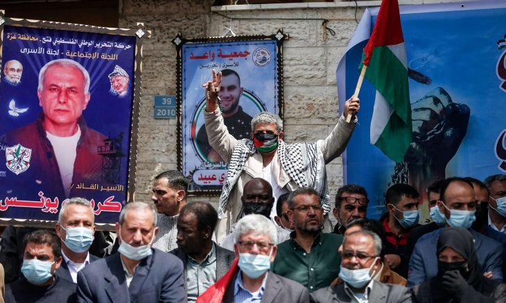 لليوم العاشر.. قيادي بحماس يواصل إضرابه عن الطعام بسجون إسرائيل