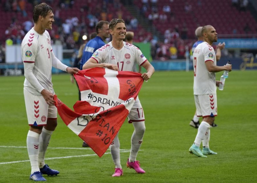 ثنائية دولبرغ تقود الدنمارك الى ربع نهائي كأس أوروبا في ذكرى انجاز 1992