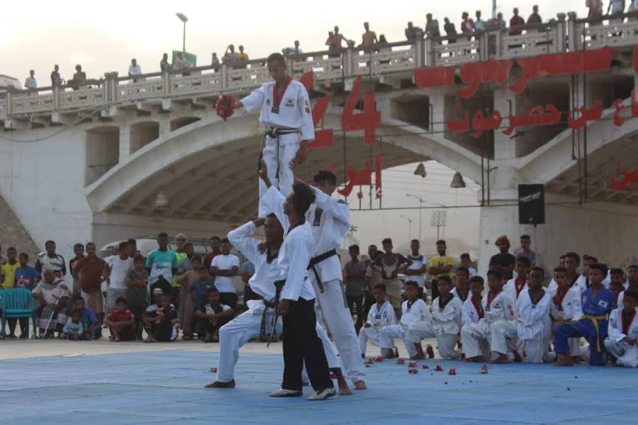 باداؤد وباوزير يحلقان بالطائرة..الغويزي يقبض على اليد.. باهرب أول السباحين وبايعشوت يتقدم الجري