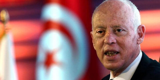 الرئيس التونسي يتعهد بالتصدي للهجرة غير الشرعية