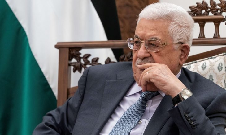 “حماس” و”الجهاد” تستنكران لقاء عباس بوزير الدفاع الإسرائيلي