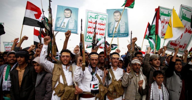   كيف تحوّلت مؤسسات صنعاء إلى “فقَّاسة صراع” الأجنحة داخل جماعة الحوثي؟ (تحقيق حصري)