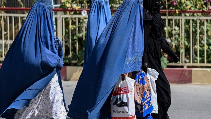 بلدية كابل تحت حكم طالبان تأمر الموظفات البقاء بمنازلهن حتى إشعار آخر