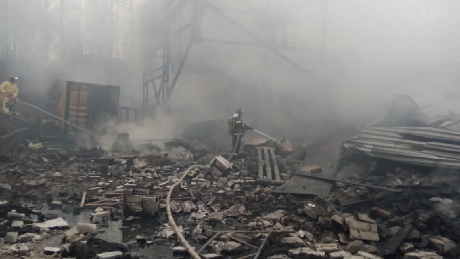 مقتل 16 شخصا جراء انفجار وحريق بمصنع كيماويات في روسيا