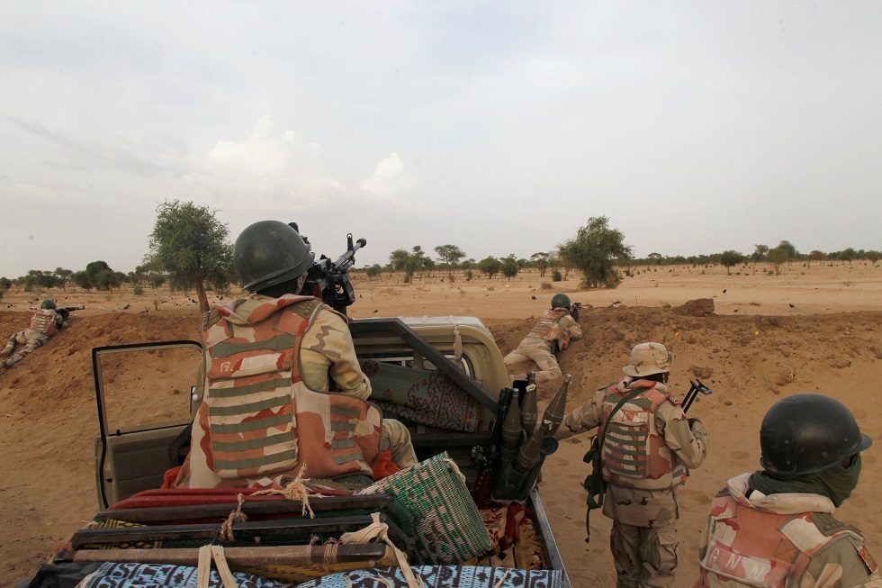 مصادر: مسلحون يقتلون 15 جندياً في جنوب غرب النيجر