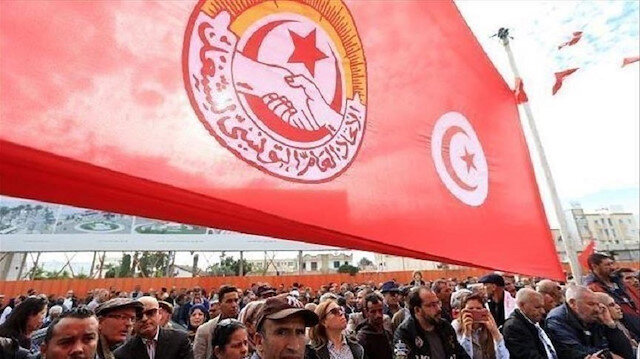 “اتحاد الشغل”: نعد مشروعا للخروج من الأزمة السياسية بتونس