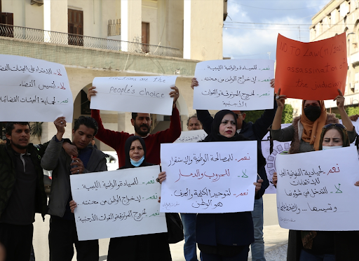 ليبيا.. وقفة احتجاجية في طرابلس رافضة لتأجيل الانتخابات