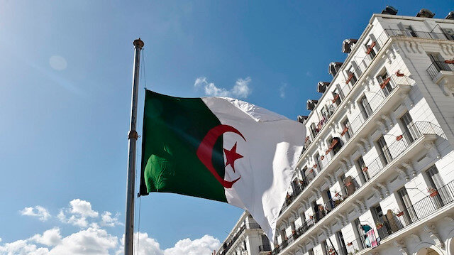 الجزائر.. فتح تحقيق في مقتل شخصين برصاص شرطي بالعاصمة