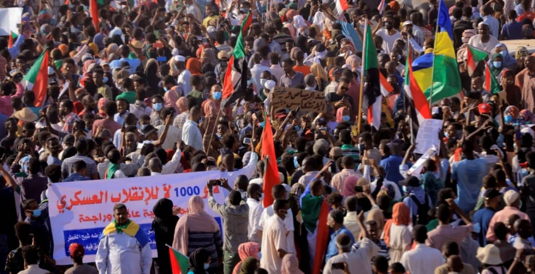 السودان.. تظاهرات حاشدة وحمدوك يحذر من»انزلاق البلاد نحو الهاوية»أخبار اليوم/وكالات