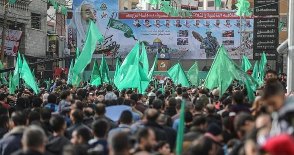 حماس: خيار المقاومة وإشعال الانتفاضة في وجه الاحتلال هو السبيل لانتزاع الحقوق