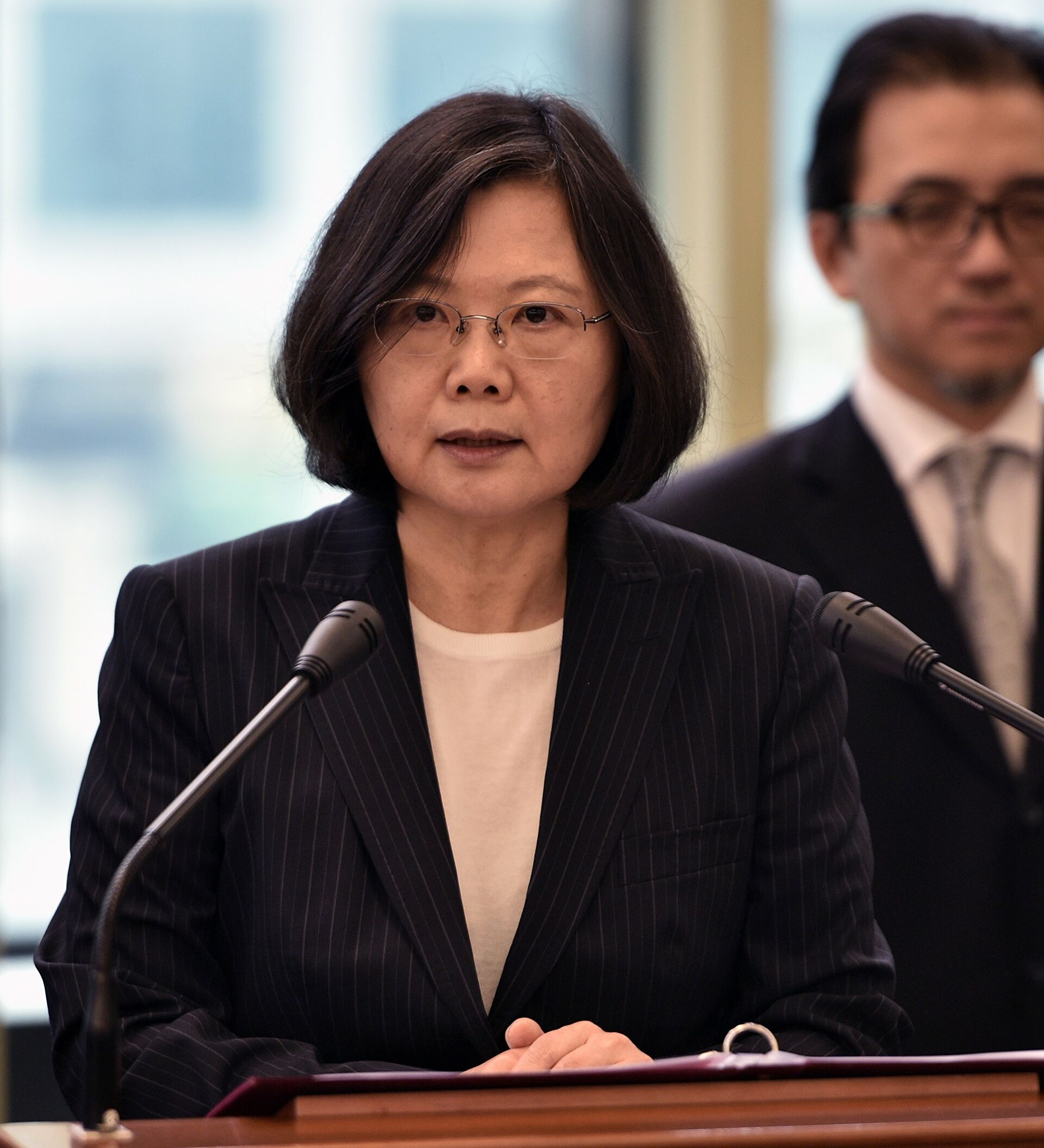 رئيسة تايوان تحذر الصين من “المغامرة العسكرية”