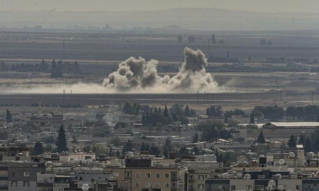 المرصد: قذائف صاروخية تستهدف أكبر قاعدة للتحالف الدولي في شرق سوريا