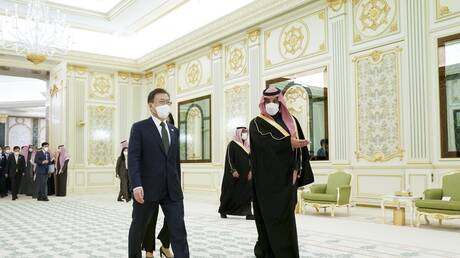 الرئيس الكوري الجنوبي يغادر السعودية متوجها إلى مصر