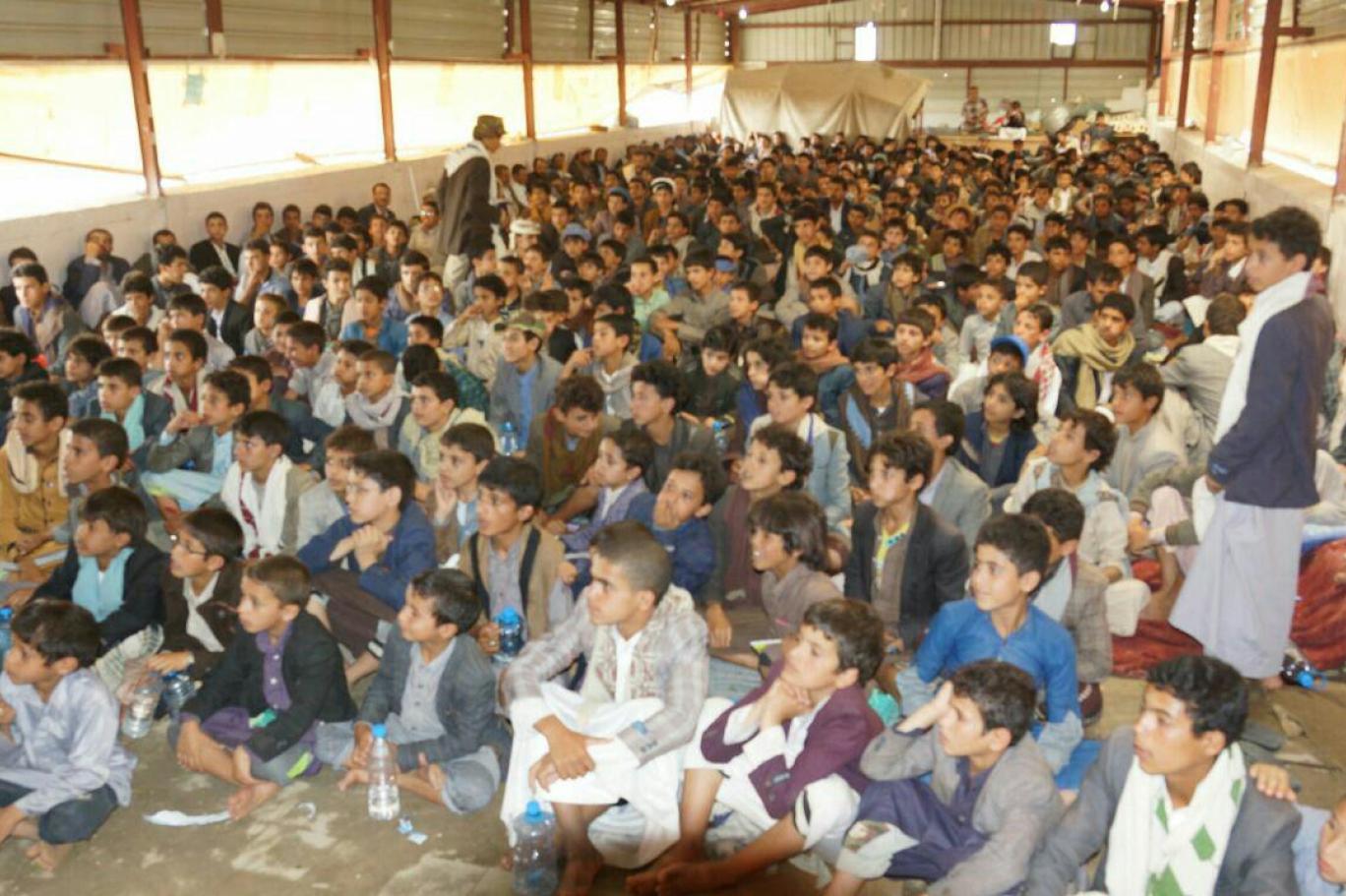 الخبراء الدوليون : الحوثيون يستخدمون المخيمات الصيفيةلبث خطاب الكراهية وممارسة  العنف