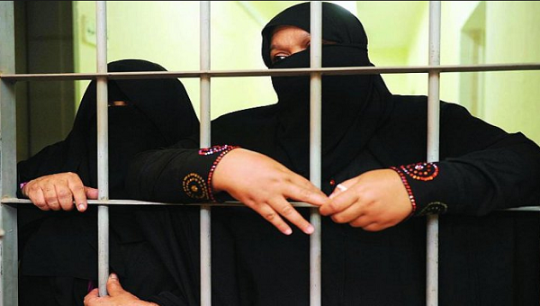 قذارة المبدأ وهمجية السياسة... النساء ضحايا الإرهاب الحوثي
