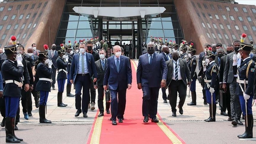 أردوغان يواصل جولته الإفريقية بحثاً عن مزيد من الشراكات الاقتصادية والاتفاقيات العسكرية والدفاعية