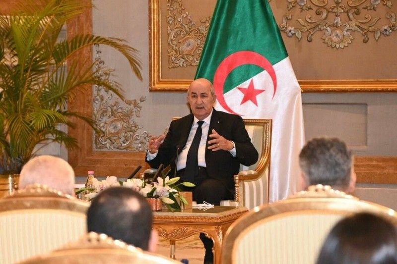 الرئيس الجزائري: لن نقبل المساس بأمن دول الخليج
