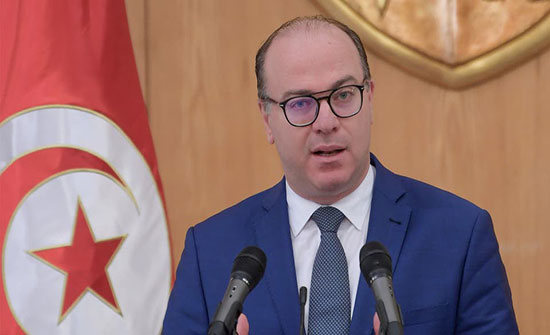 التحقيق مع رئيس الحكومة التونسي السابق بتهمة “الإثراء غير المشروع”