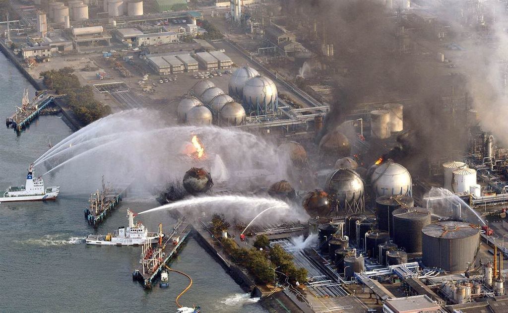 ثاني أسوأ كارثة نووية في التاريخ.. زلزال اليابان يفجر محطة فوكوشيما