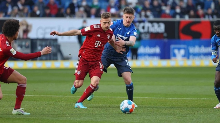 الدوري الالماني.. هوفنهايم يفرمل بايرن ميونيخ مجدداً ويقدم خدمة لدورتموند