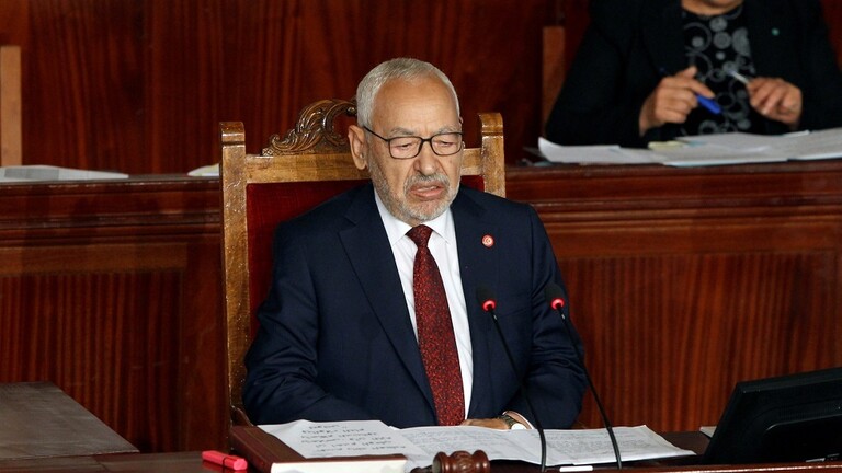 “النهضة” تتهم أنصار الرئيس التونسي بـ”الاعتداء” على الغنوشي