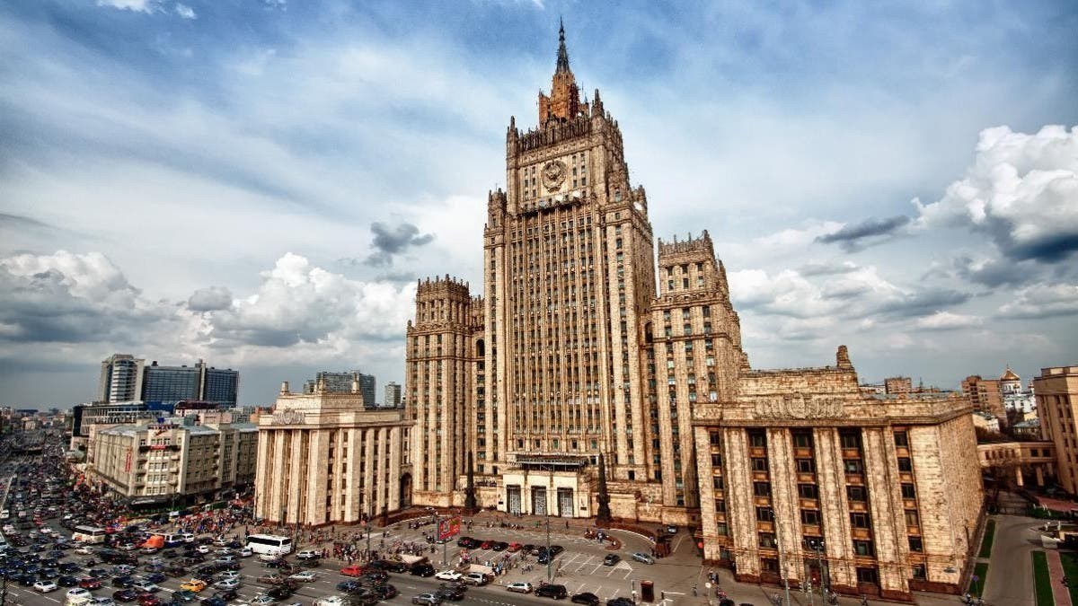 الخارجية الروسية تستدعي سفيرة بريطانيا بموسكو احتجاجا على العقوبات