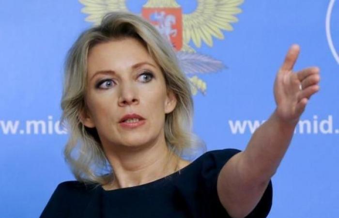موسكو تتهم وزيرة الخارجية الألمانية بالغباء أو التضليل المتعمد