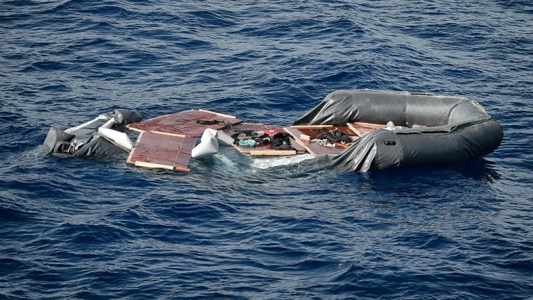 غرق 11 مهاجراً في انقلاب قاربهم قبالة السواحل الجزائرية