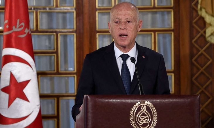 النهضة” ترفض قرار سعيد تكليف لجنة بصياغة دستور جديد لتونس