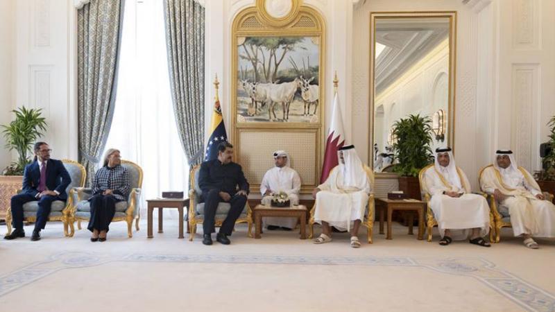 أمير قطر يبحث مع الرئيس الفنزويلي القضايا الدولية الراهنة ومستجدات الأوضاع