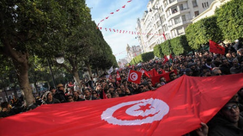 اتحاد الشغل التونسي يقر الإضراب في الوظيفة العمومية والقطاع العام