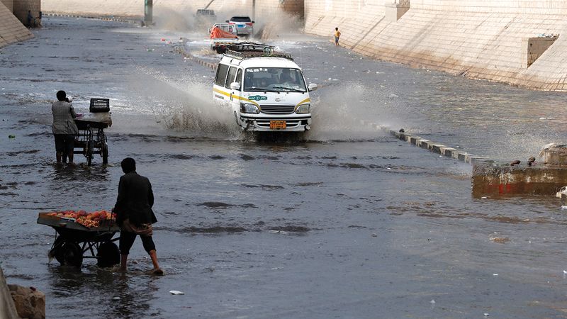 مركز أرصاد إقليمي: أمطار مصحوبة بالبرد الكثيف تشهدها اليمن خلال الأيام القادمة.