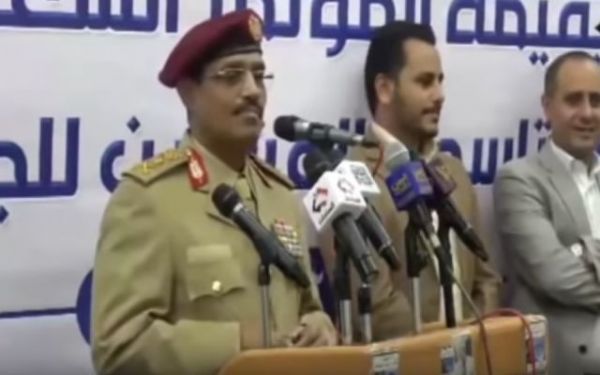 تفاقم الصراعات البينية بين مليشيا الحوثي تدفع بقيادي إلى مغادرة صنعاء