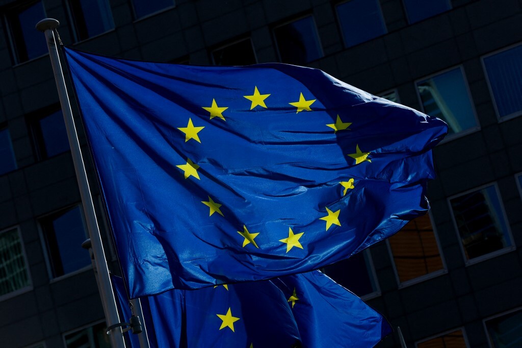 الاتحاد الأوروبي يدعو إلى الوقف الفوري للقتال في قره باغ