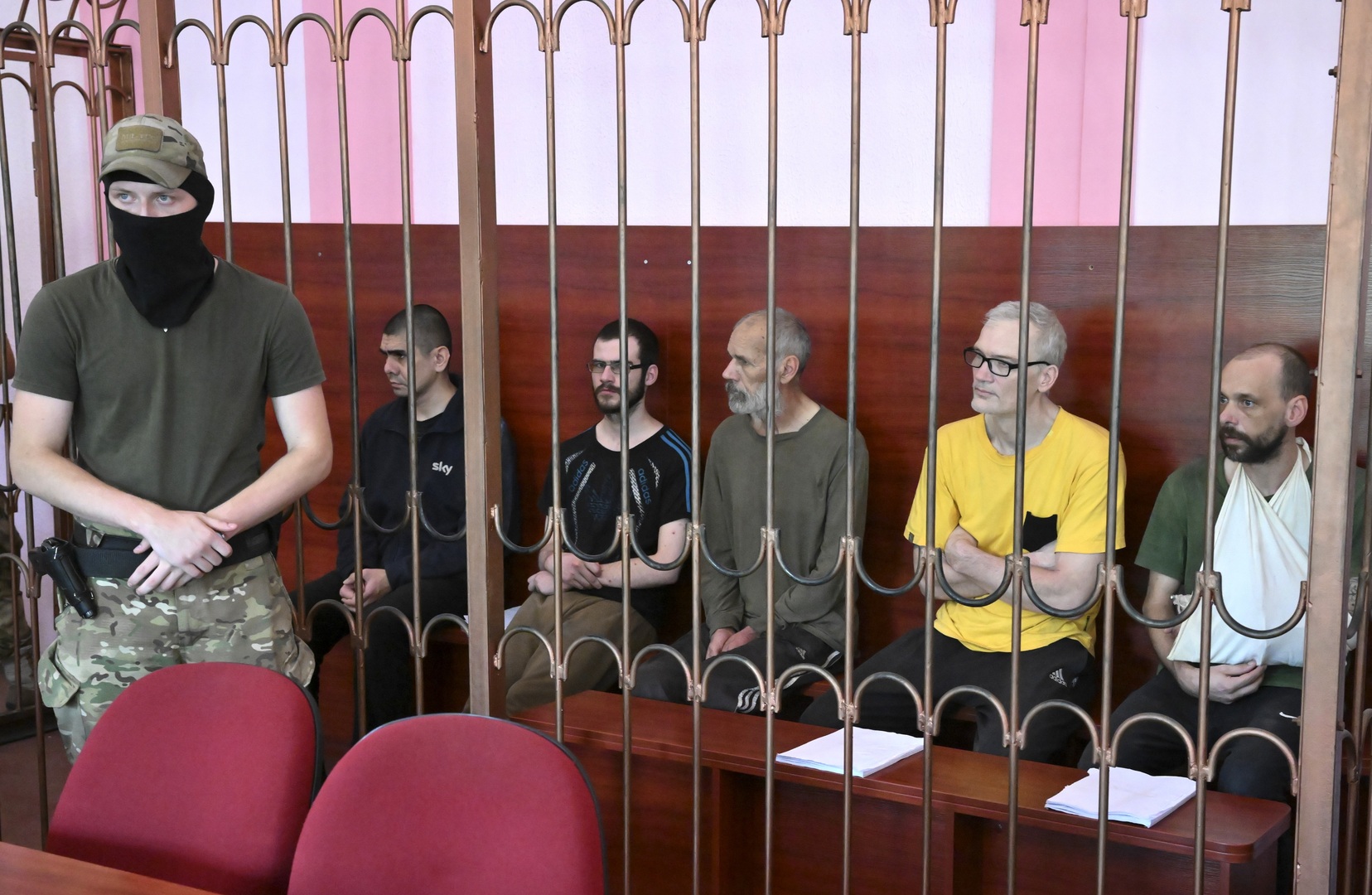 المرتزقة الأجانب الخمسة الذين يحاكمون في دونيتسك ينكرون التهم الموجهة إليهم