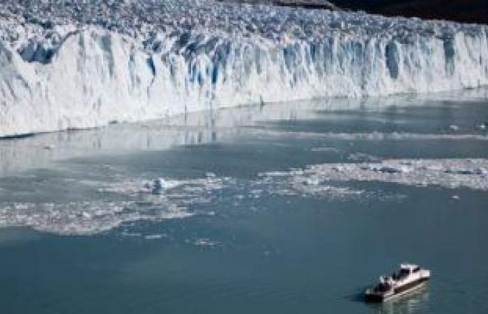 العلماء يكشفون خصائص القشرة الجليدية لمعرفة أسرار الحياة