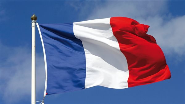 باريس تفرض شروطا جديدة على التأشيرة الفرنسية للروس