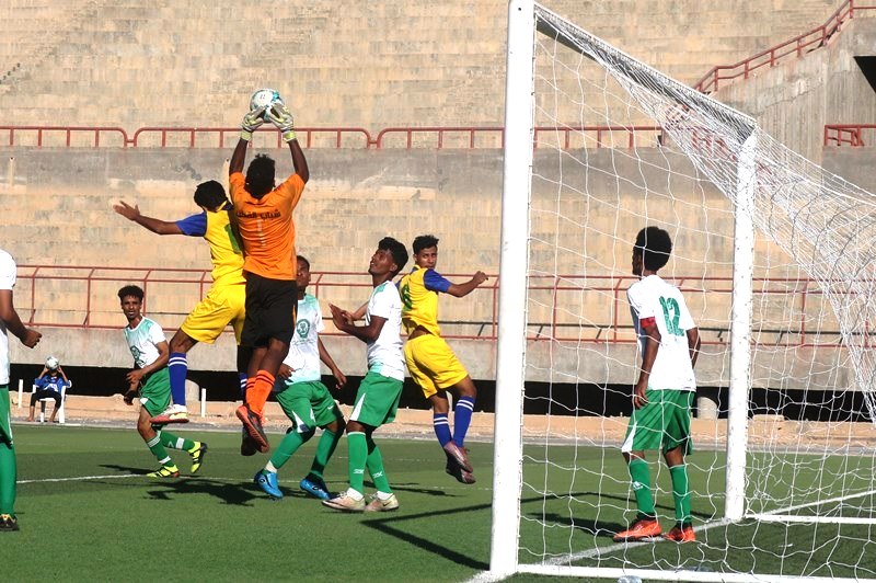 شباب القطن يفوز على الاحرار وسلام الغرفة يتعادل مع بور في بطولة كأس حضرموت