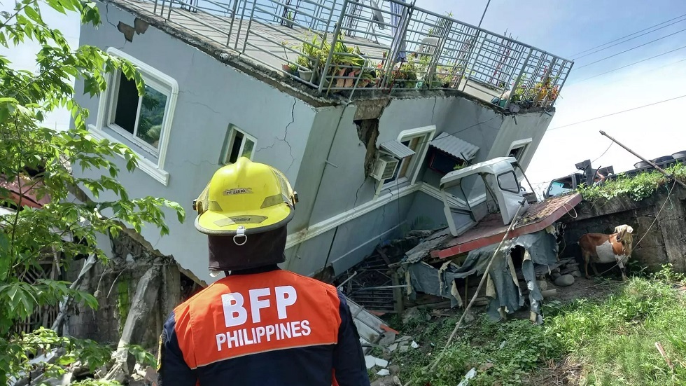 زلزال بقوة 6.8 درجة في الفلبين