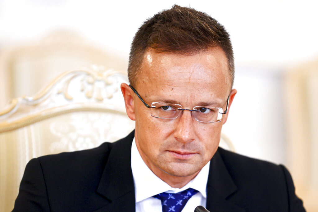 هنغاريا تعرب عن أملها في تفاوض موسكو وواشنطن حول أوكرانيا