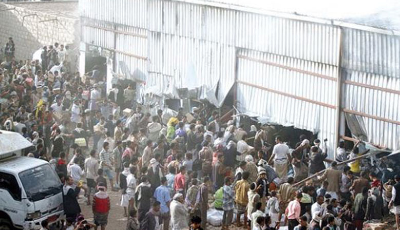 ميليشيات الحوثي تستولي بقوة السلاح على سوق ذهبان ويقتحمون شركة أحمد حنظل