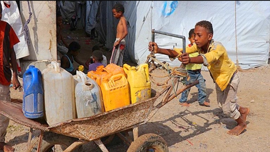 الصليب الأحمر يحذر من تفاقم الأزمة في اليمن 