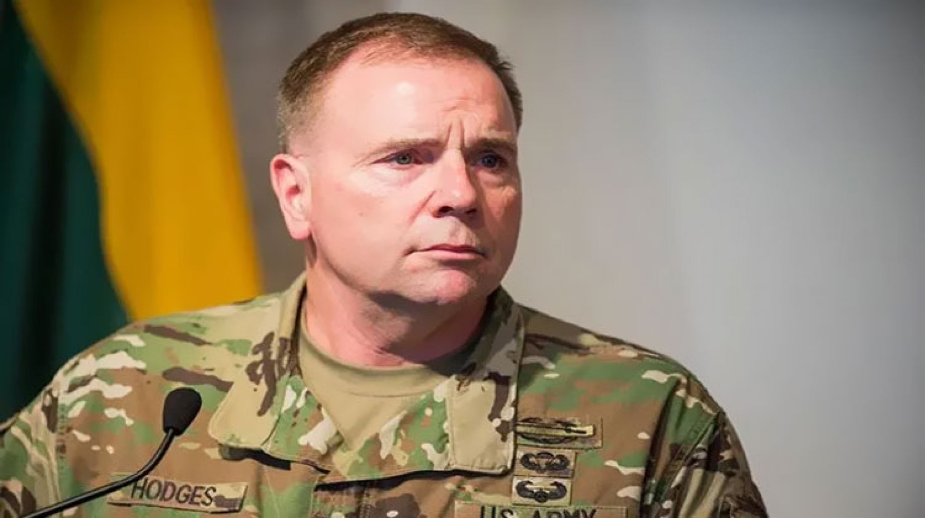 جنرال أمريكي يعرض صفقة على تركيا لمنح أوكرانيا S-400 الروسية مقابل F35