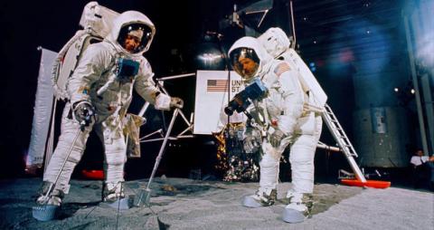 مرور 50 عاما على مهمة أبولو 17 الأخيرة للسير على سطح القمر 