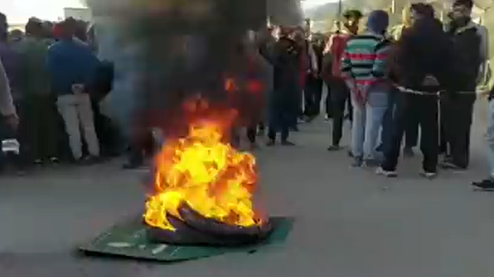 احتجاجات عنيفة بعد مقتل مدنيين اثنين في كشمير
