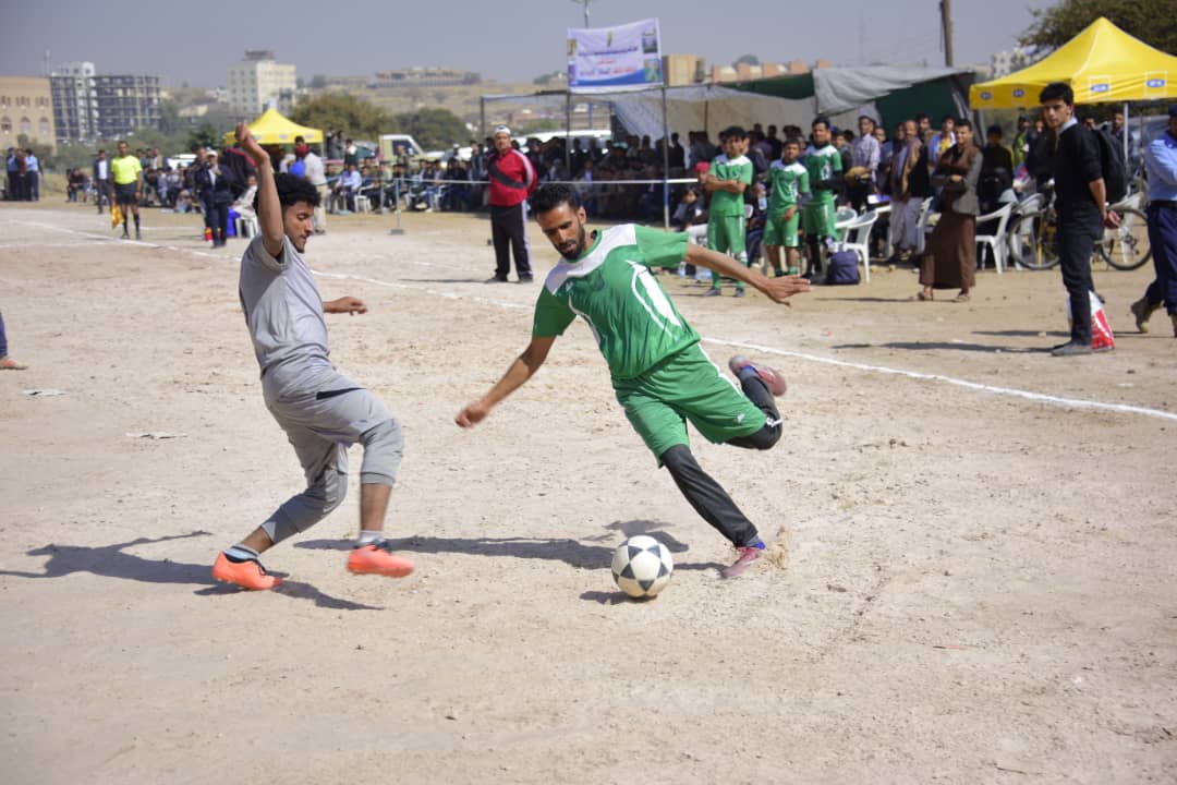 التربية الرياضية تتوج بكأس بطولة جامعة صنعاء الكروية
